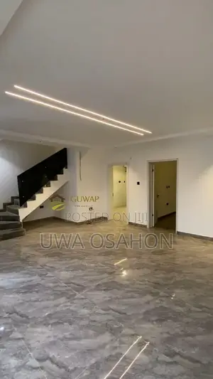 4bdrm Duplex in Brains & Hammers, Life Camp for sale