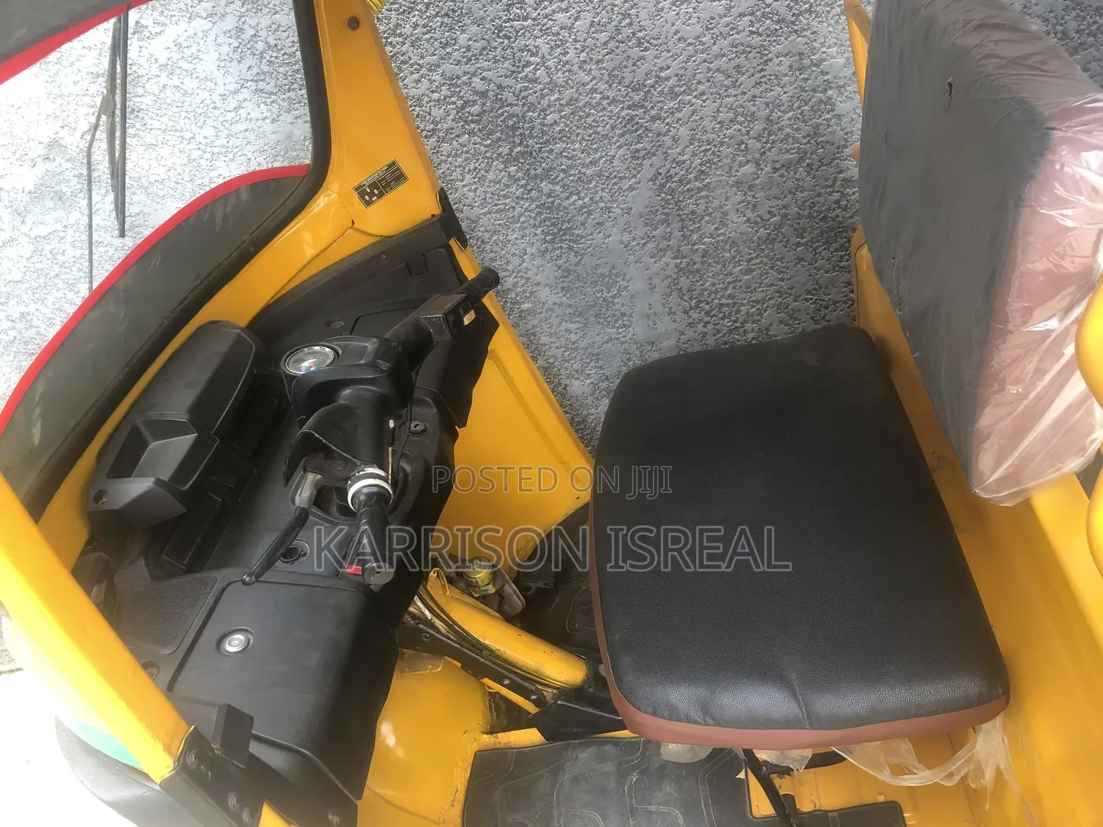Honda 2022 Yellow