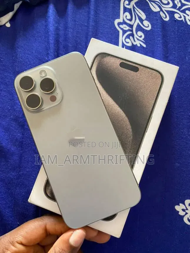 Apple iPhone 16 Pro Max 256 GB Silver
