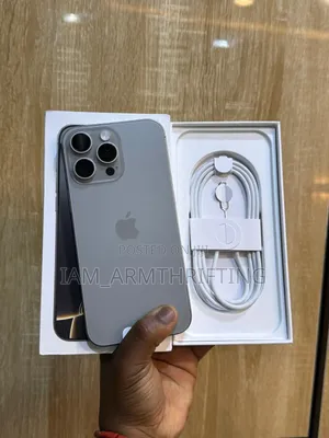 Apple iPhone 16 Pro Max 256 GB Silver