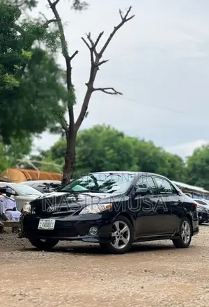 Toyota Corolla S Special Edition 4dr Sedan (1.8L 4cyl 4A) 2013 Black