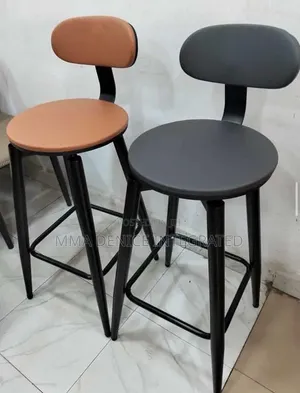 Modern High Bar Stool With Backrest – Stylish Comfortable