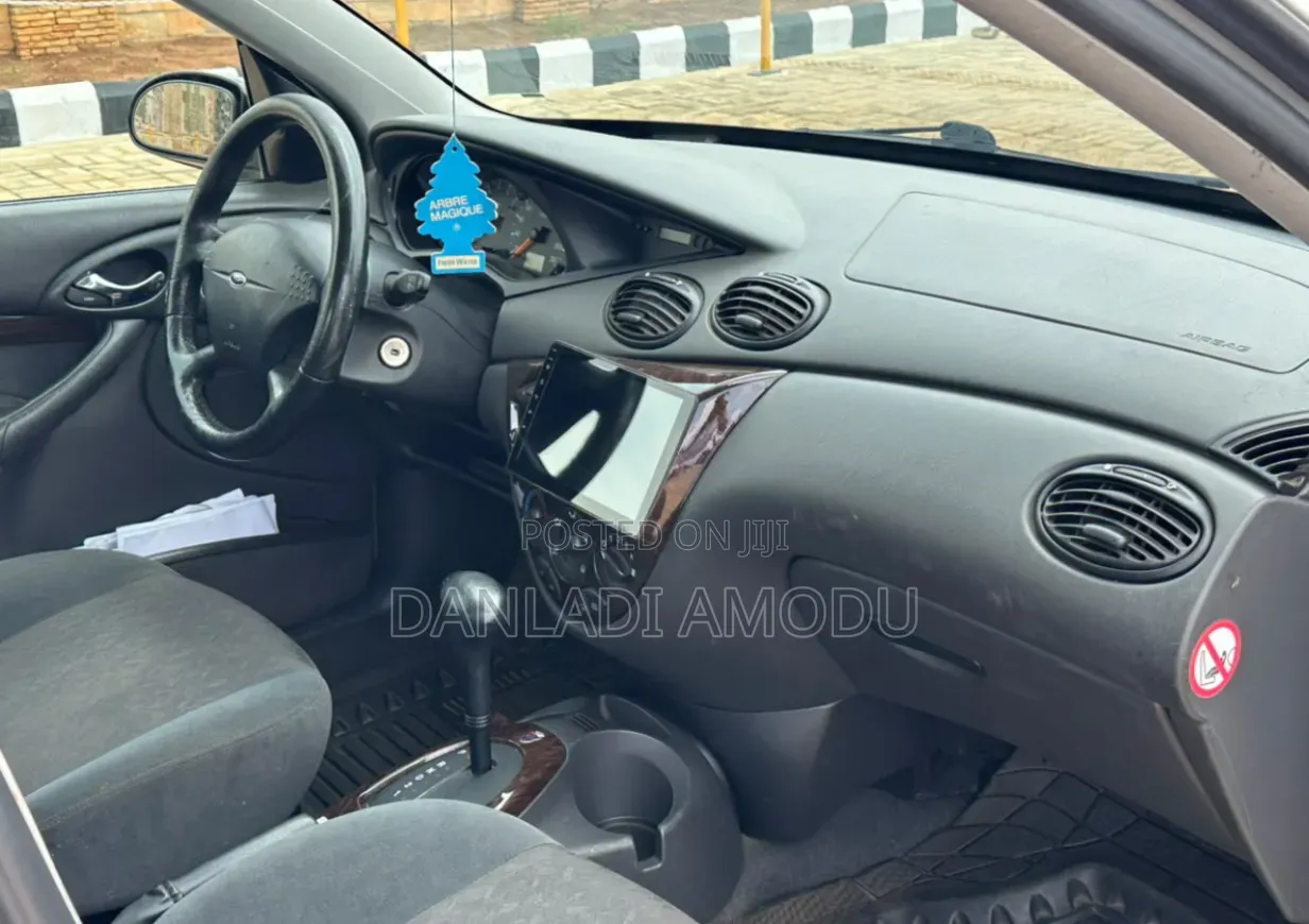 Ford Focus 2005 Gray