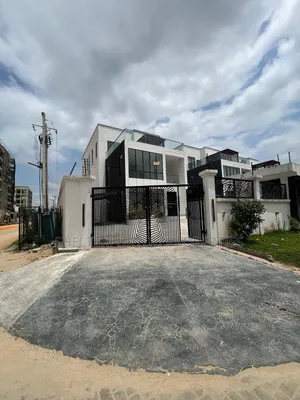 5bdrm Duplex in Lekki Phase 1 for sale