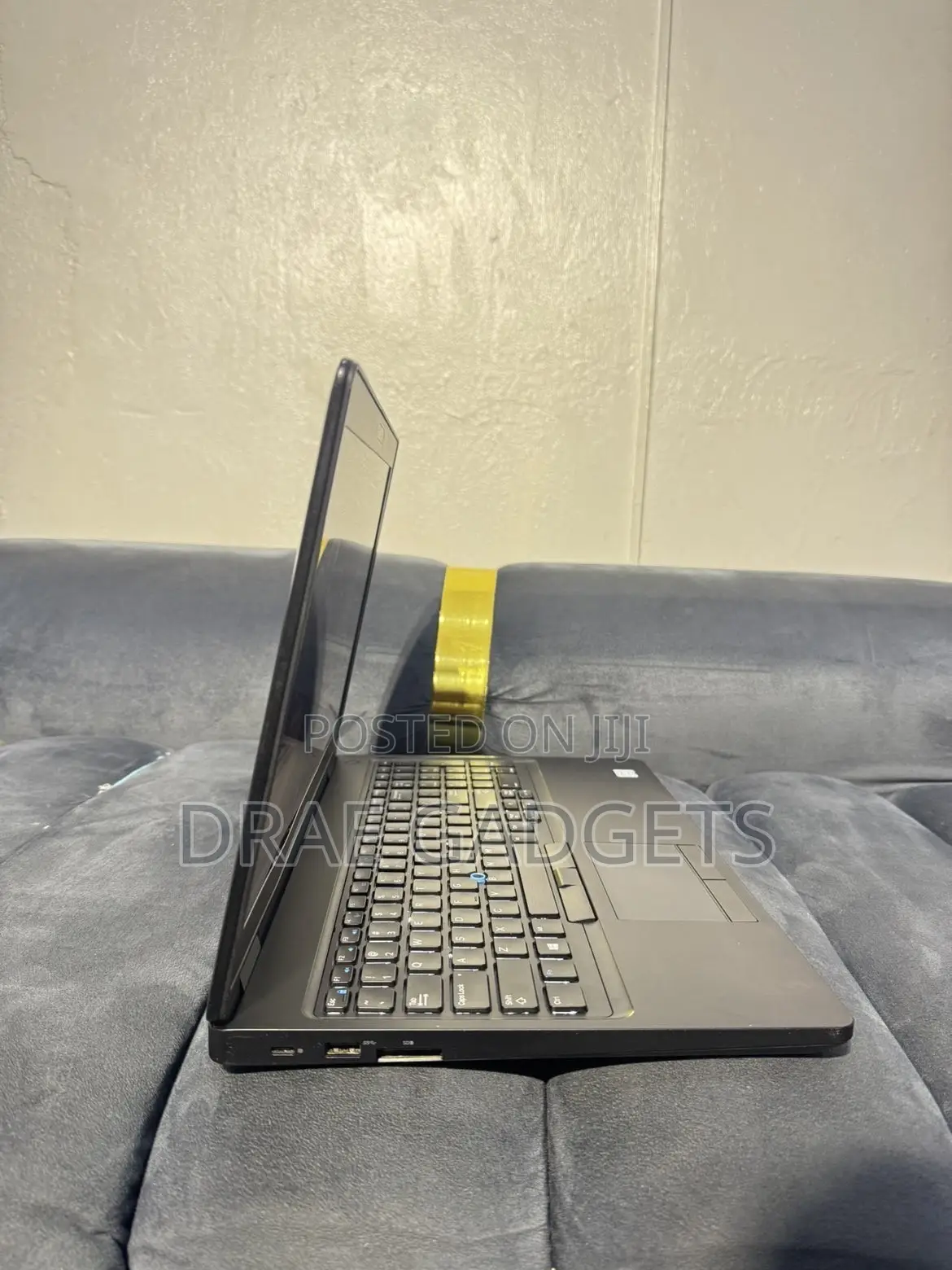 Laptop Dell Precision 15 3520 24GB Intel Core i7 SSD 512GB