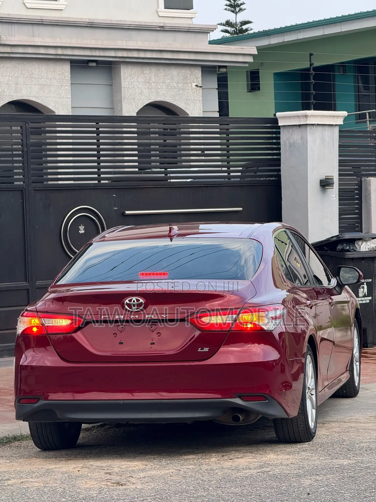Toyota Camry 2020 Red