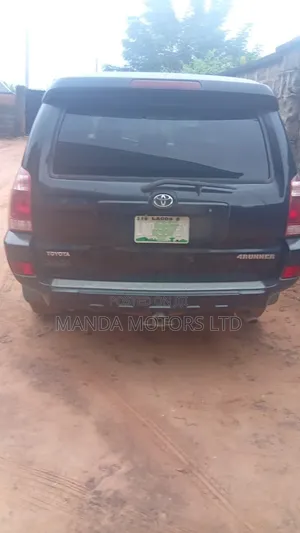 Toyota 4-Runner 2005 Black