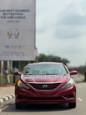 Hyundai Sonata SE Sedan FWD (2.4L 4cyl 6A) 2012 Red