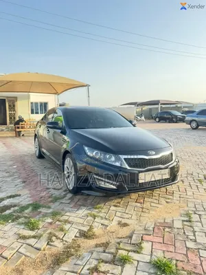 Kia K5 2011 Black