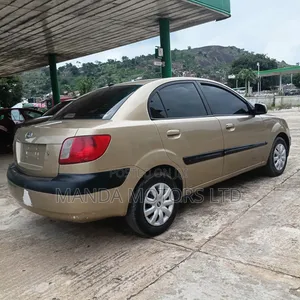 Kia Rio 2006 Gold