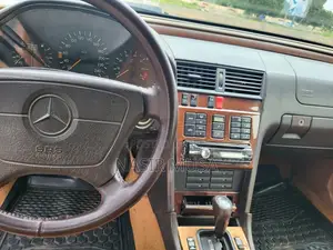 Mercedes-Benz C-Class 2000 Black