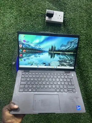 Laptop Dell Latitude 7420 16GB Intel Core i7 SSD 256GB