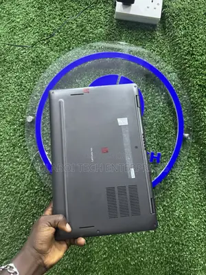 Laptop Dell Latitude 7420 16GB Intel Core i7 SSD 256GB