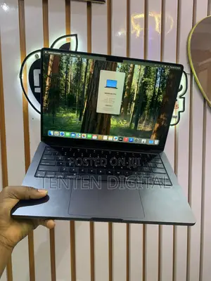 Laptop Apple MacBook Pro 2023 M3 Pro 36GB Apple M3 Pro SSD 1T