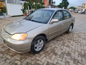 Honda Civic 2004 Gold