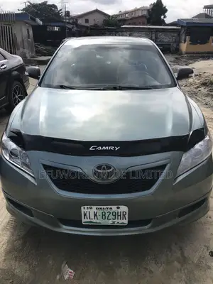 Toyota Camry SE V6 4dr Sedan (3.5L 6cyl 6AM) 2010 Blue