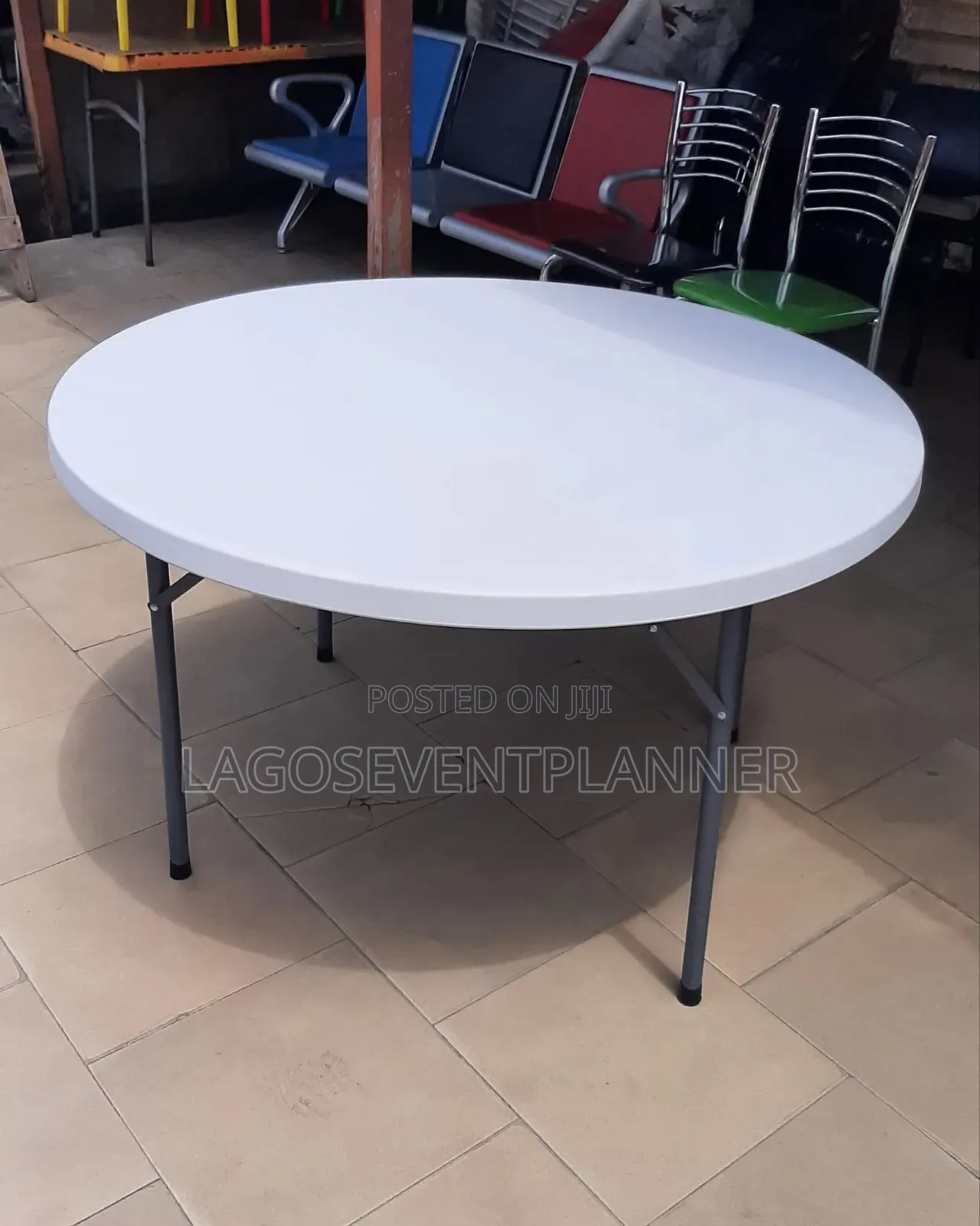 5ft Ultimate Foldable Banquet Round Table Supplier