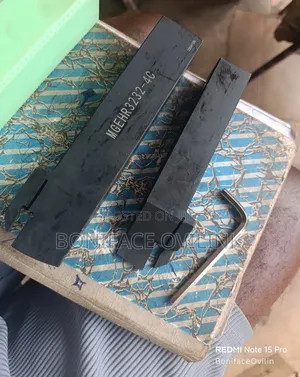 MGEHR3232-4C Wide Boring Bar Holder Grooving Cutting Tools