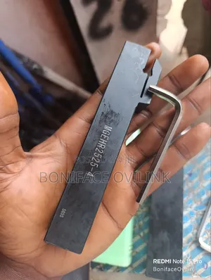 MGEHR2525-4 External Grooving / Parting Tool