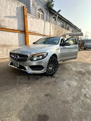 Mercedes-Benz C300 2018 Silver