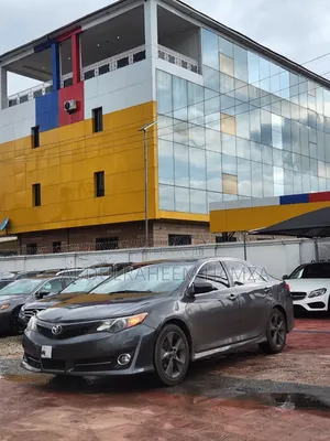 Toyota Camry 2013 Gray