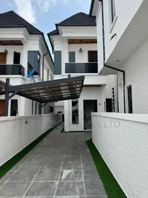4bdrm Duplex in Orchid Road Lekki for sale