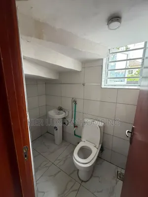 1bdrm Shared Apartment in Ikota Villa for rent