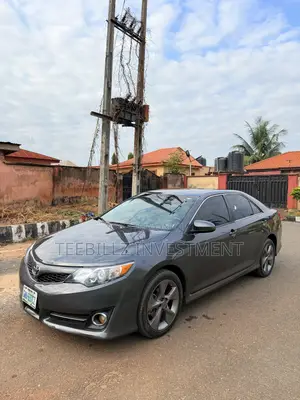 Toyota Camry 2012 Gray
