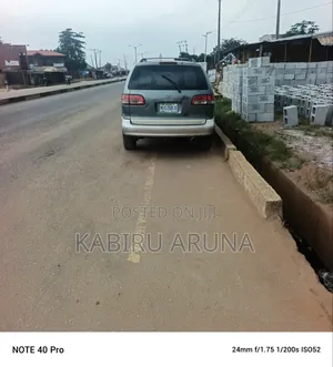 Toyota Sienna 2001 Green