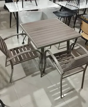 Modern Outdoor Patio Dining Set – 4 Seater