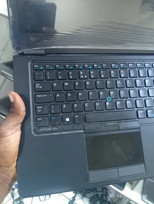 Laptop Dell Latitude 7450 8GB Intel Core i5 SSD 500GB
