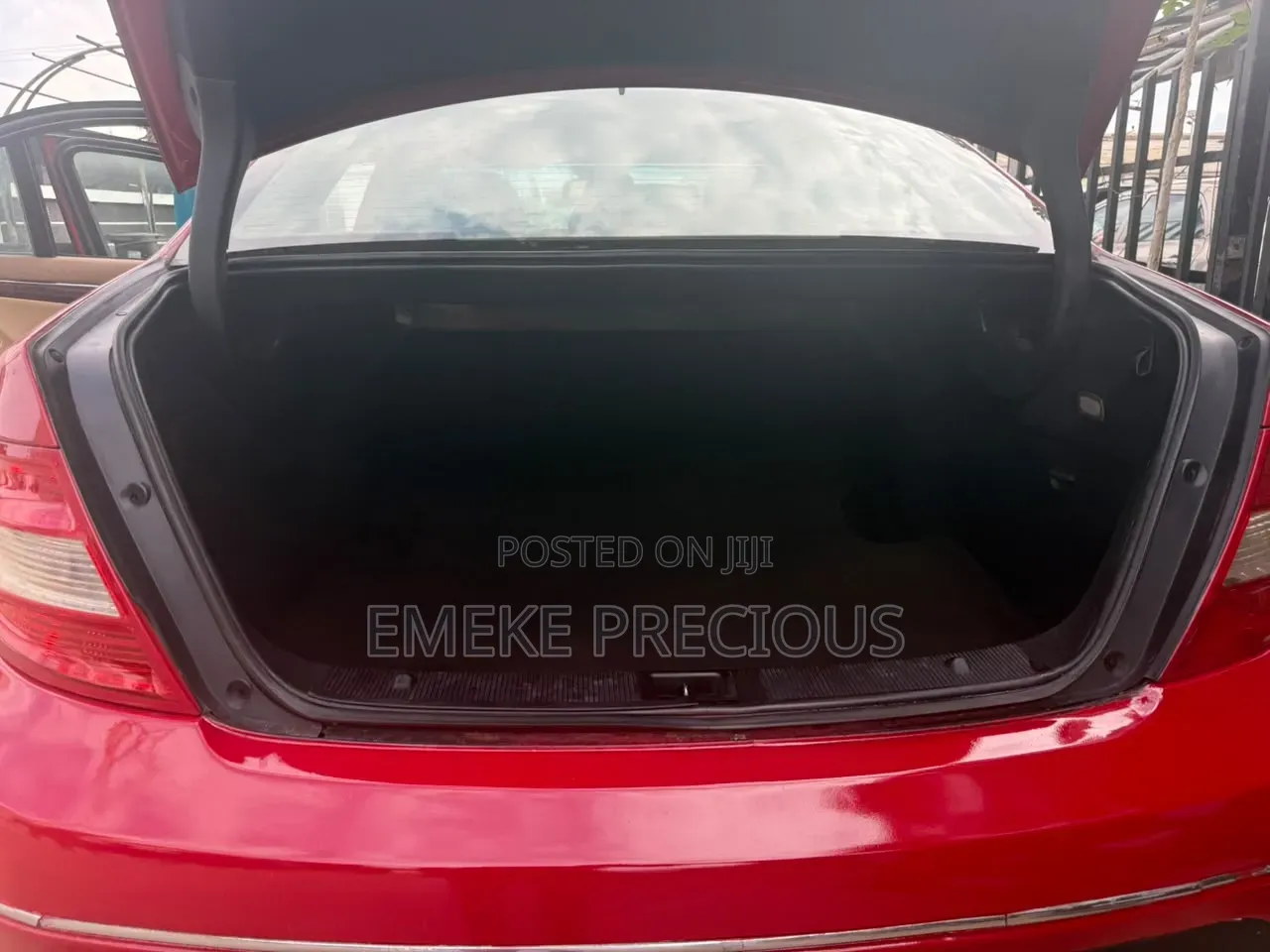 Mercedes-Benz C300 2008 Red