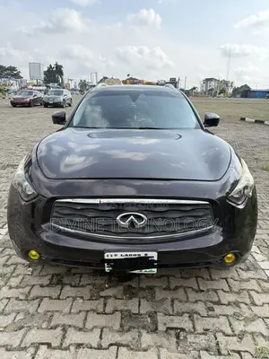 Infiniti QX56 2011 Brown