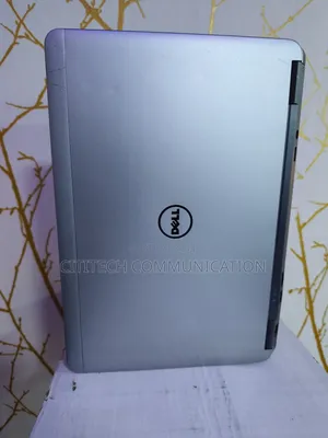Laptop Dell Latitude E7240 8GB Intel Core i7 SSD 128GB