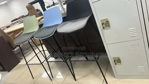 Modern High Stool Bar Chair With Padded Seat
