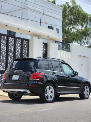 Mercedes-Benz GLK-Class 2013 Black