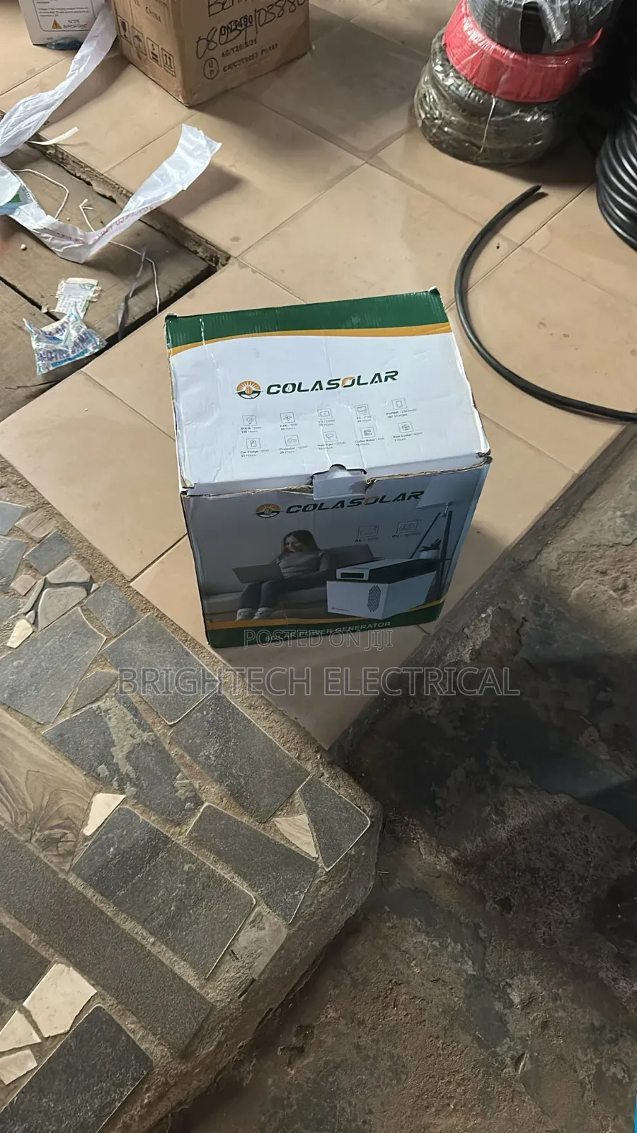Cola Solar Generator 2kwh