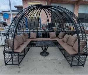 Outdoor Basket Cafe With Chairs
