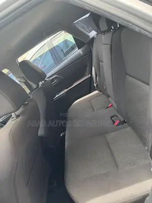 Toyota Corolla 2017 Silver
