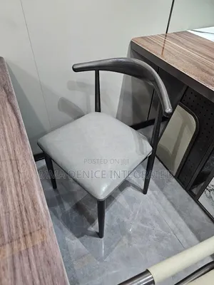 Modern Upholstered Dining Chair With Armrest