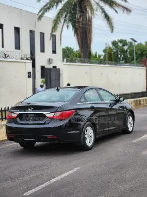 Hyundai Sonata 2011 Gray