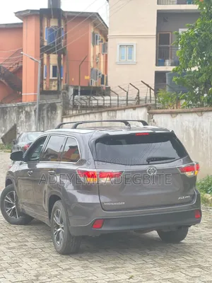 Toyota Highlander 2016 Gray