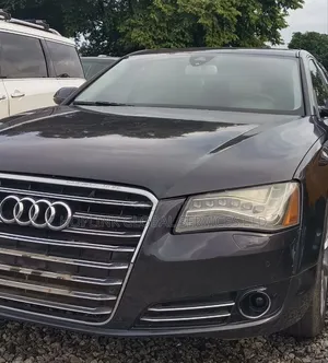 Audi A8 2011 Gray