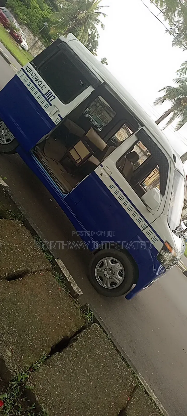 New Daihatsu Gran Max 2025 Blue