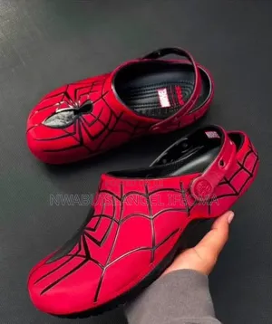 Crocs Spiderman Clogs-Marvel Edition Red