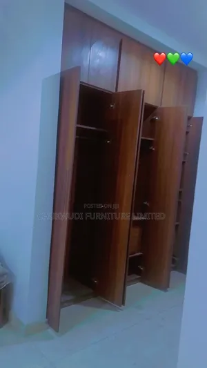 6 Doors With Shelves and Architect With Warranty Als I Deliver in 2day