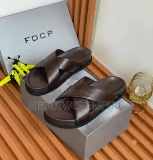 Jil Sander and Zara Slide