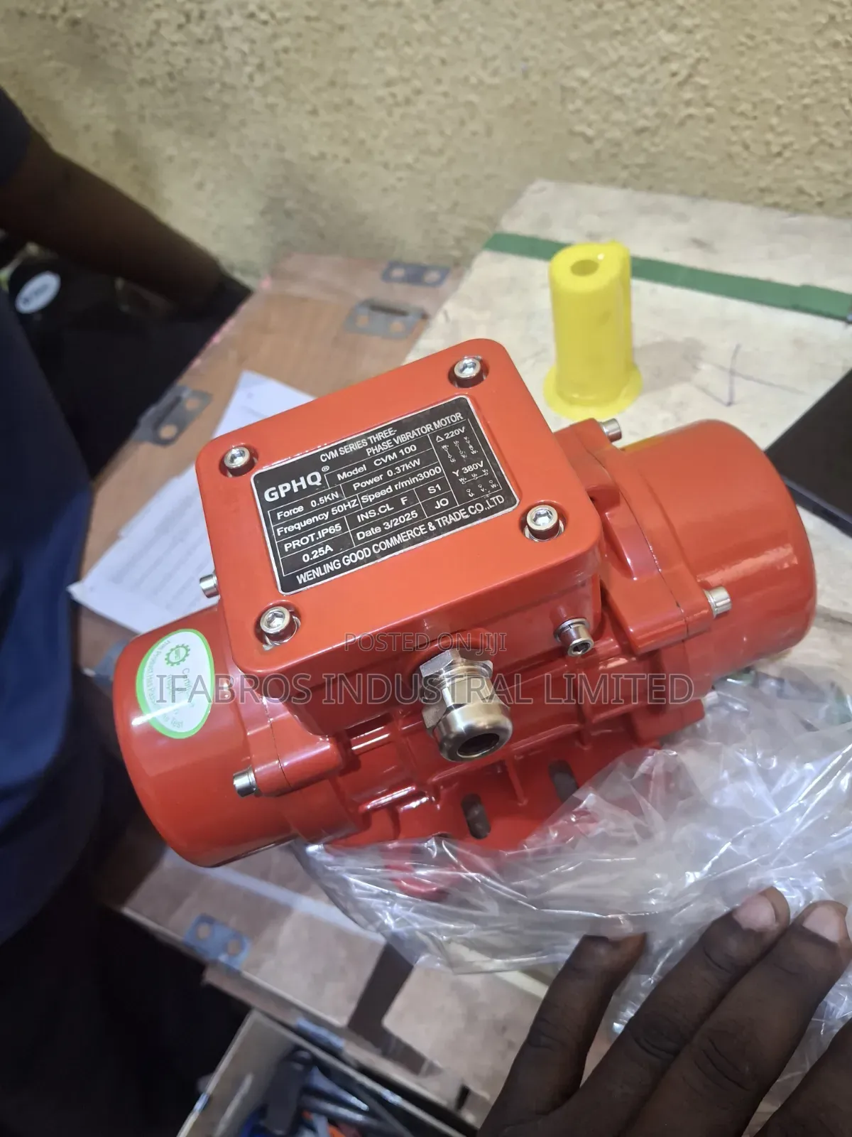 Vibrating Machine for Block Molding