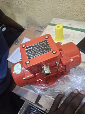 Vibrating Machine for Block Molding
