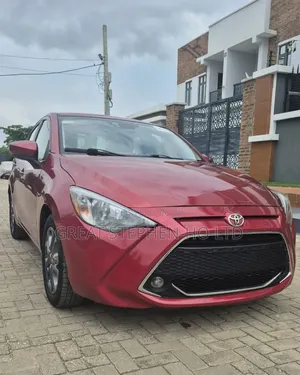 Toyota Yaris 2019 Red